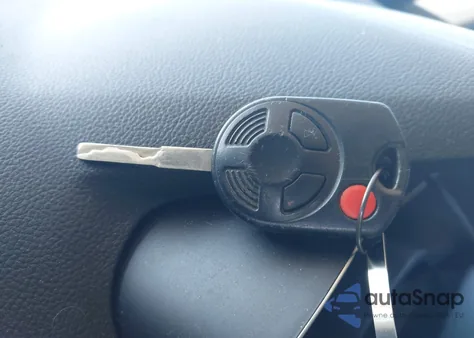 2013 Ford Escape S z USA, uszkodzony, nr VIN 1FMCU0F77DUD07665